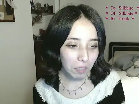 babyluna_8_8 webcam
