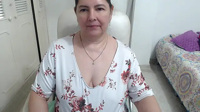 leonela_69 webcam