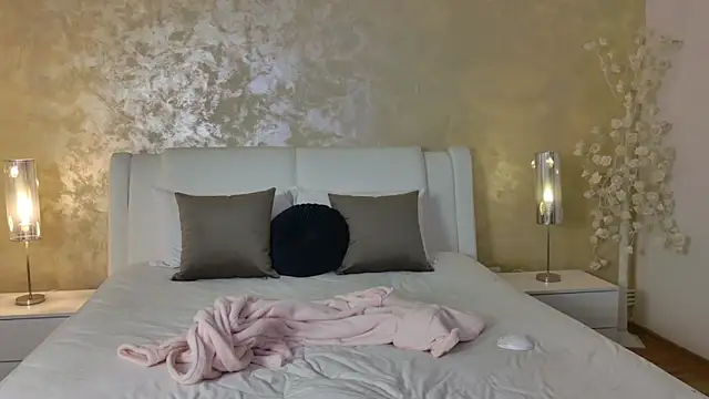 LexiRussell webcam