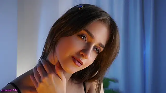 clarinecasebolt - ClarineCasebolt's free webcam - UK Sex Cams