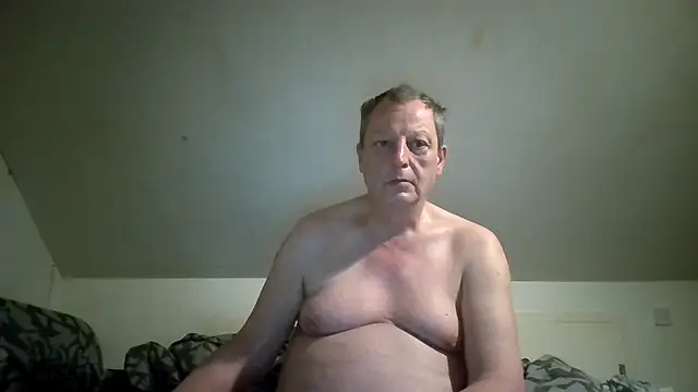 chubbybear2cum live sex cam