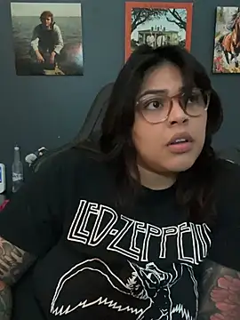 miacanela_xo webcam