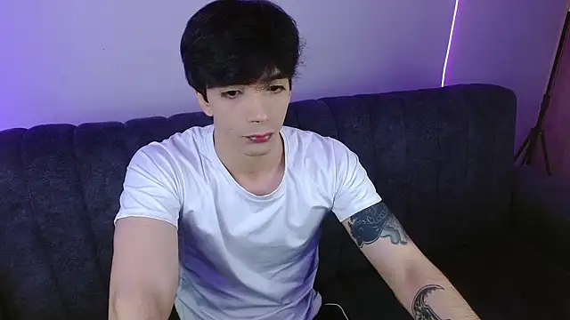 H3ll_B0I webcam