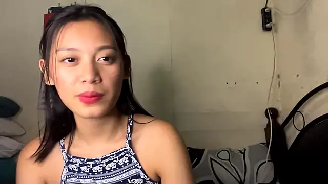 ShaunnaMaglori webcam