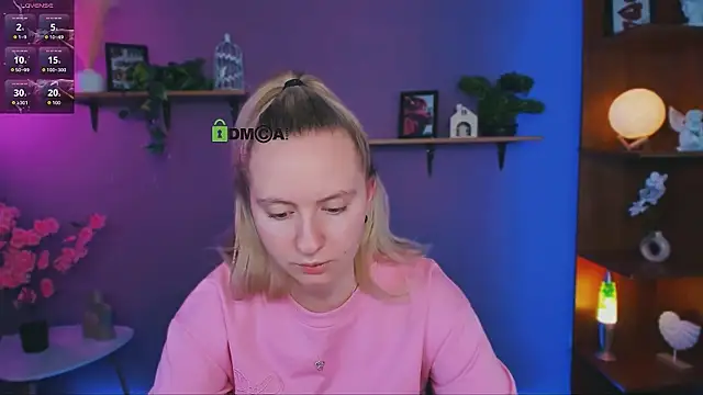 mila_glow1 webcam