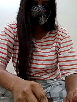 Ipsita-bold webcam