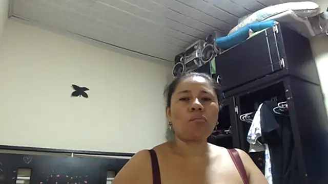 adrixxx38 webcam