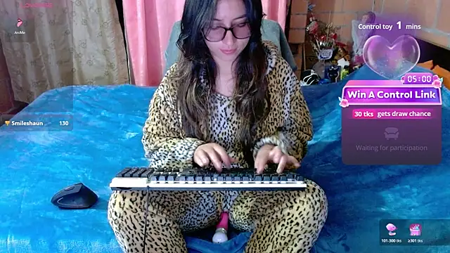 maggie_fox3 - Maggie_Fox3's free webcam - UK Sex Cams