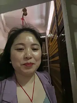 美女tianwei2567在线直播