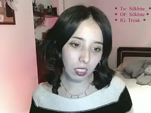 babyluna_8_8 webcam