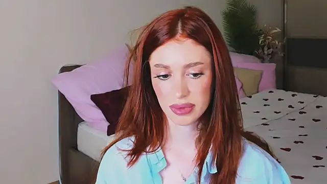 ChristinaConteeree webcam