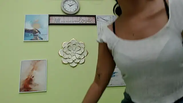 juliette18rose webcam