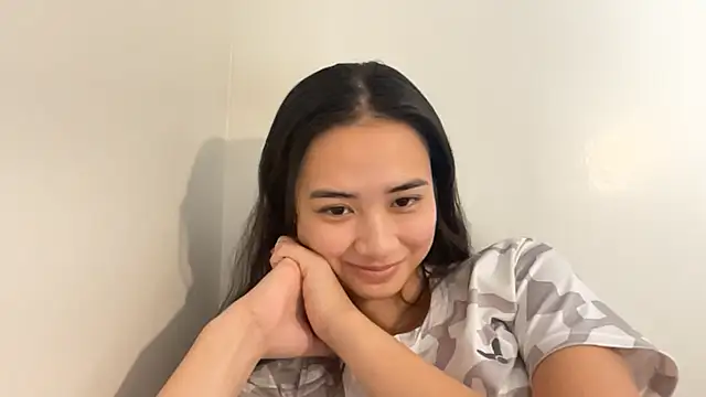 NorikoMcirvin webcam
