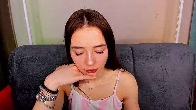 VasilisaTheWiseX webcam