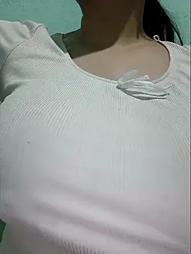 Shine_Mai webcam