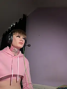 FemboyShow webcam