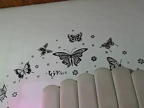 IzzyFlowers webcam
