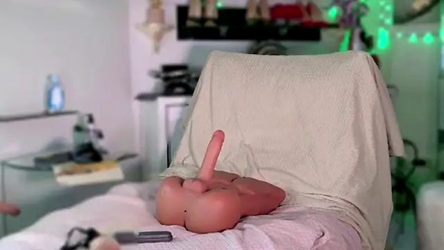 2bigass4_u webcam