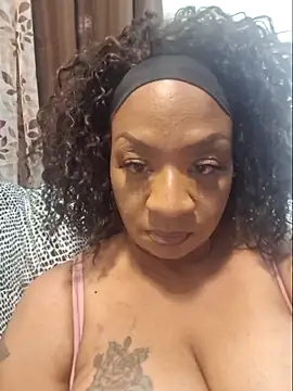 Webcam Model (Big_Booty_Bonnie)  is live.Free join now!