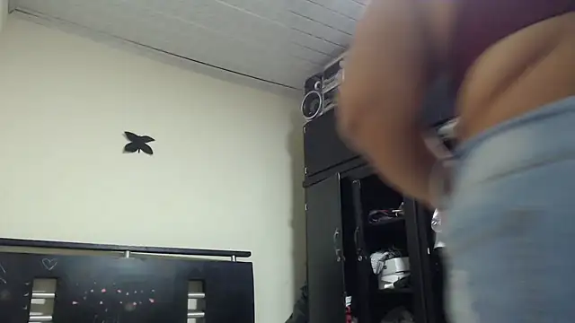 adrixxx38 webcam