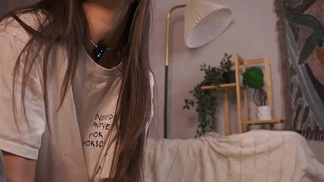 JanelBitther webcam