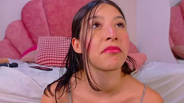AmberStonne__ webcam