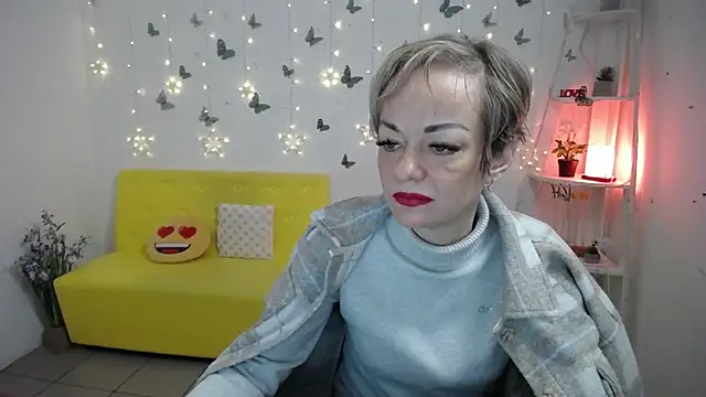 NikaMayu webcam