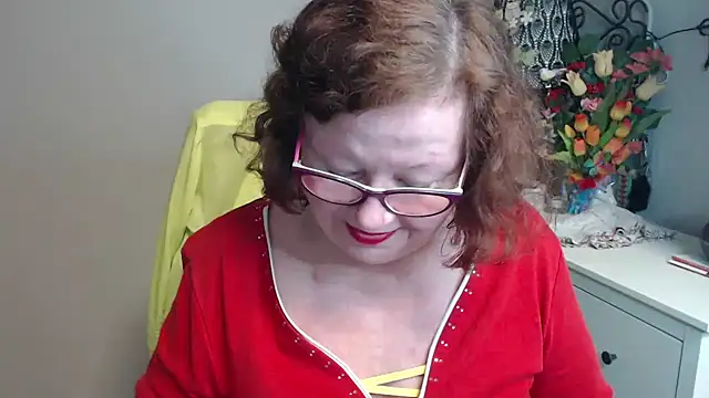 Adelewildx Stripchat cam model