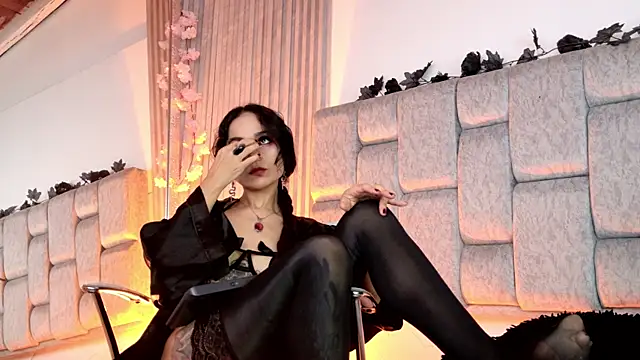 Alice_noir webcam