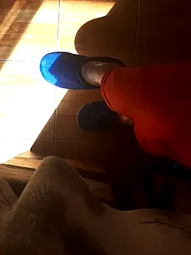 feet_toes webcam