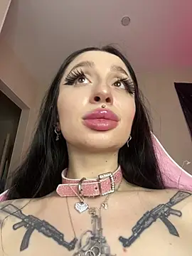 Molly__Moon webcam