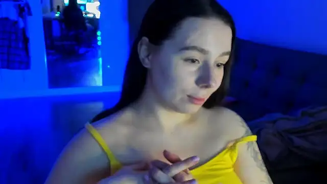 Di_na_Bell webcam