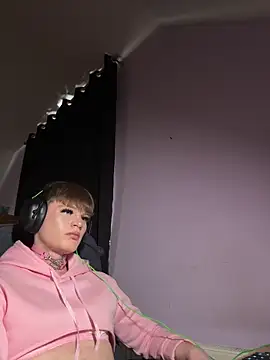 FemboyShow webcam