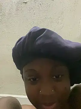 HennessyBaby21 webcam