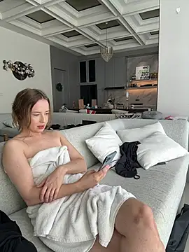 Nura_n_Sarah webcam