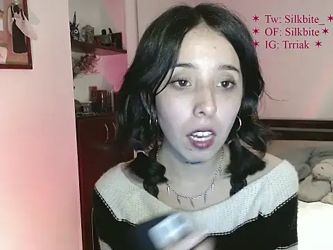 babyluna_8_8 webcam
