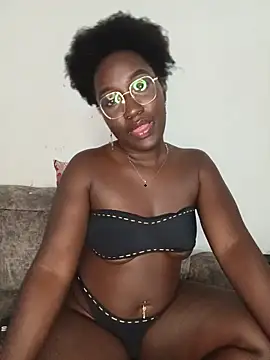 KaleaEbony webcam