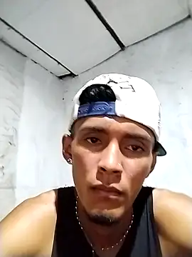 spittermasterpig1 webcam