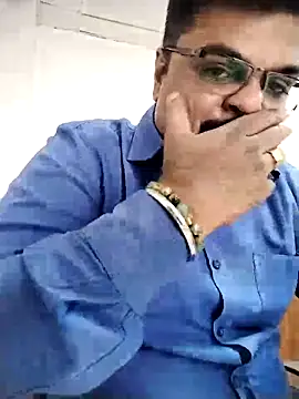 Desi_Lodo_Gujju_Boy webcam