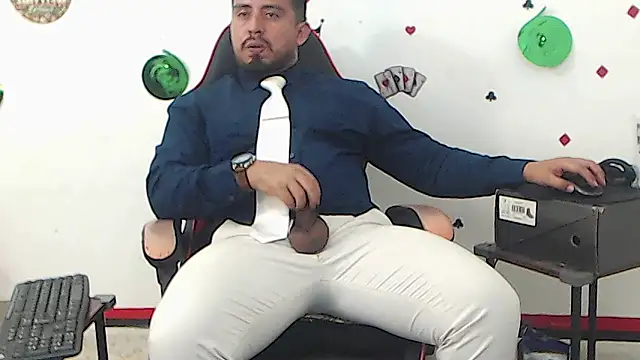 KalethBigDick live sex cam