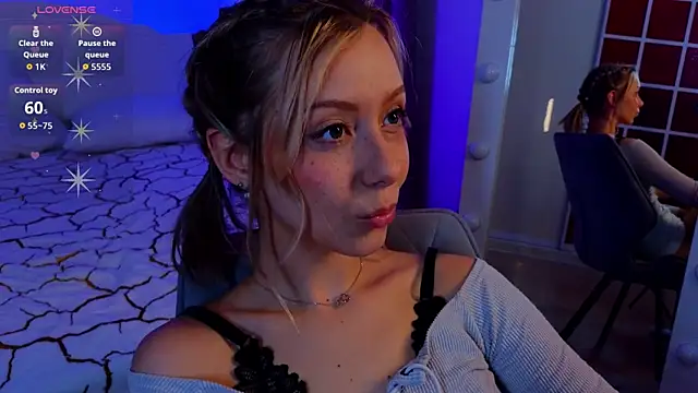 LumMina Stripchat cam model