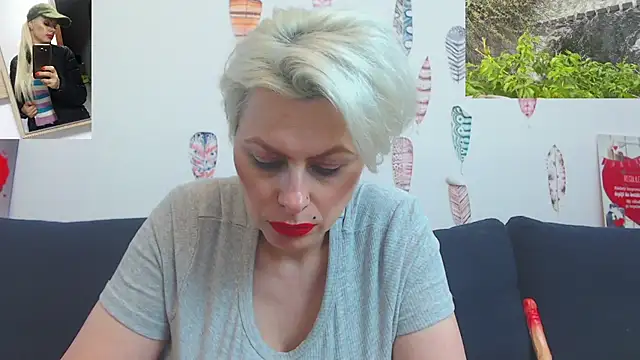 PURE_SEDUCE__WOW___ webcam
