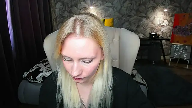 Elizabeth_Adams webcam