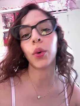 Zoe_Bae webcam