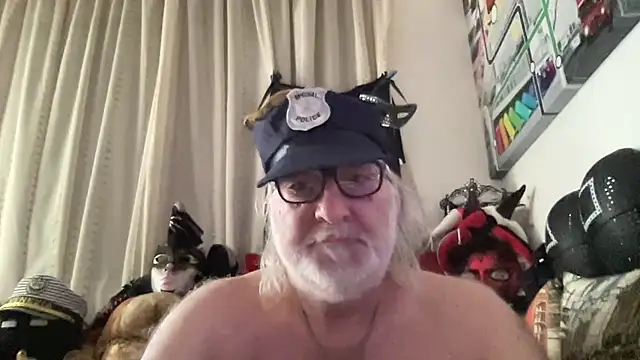 EroticVenetian webcam