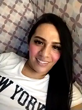 Yourbabyshane webcam