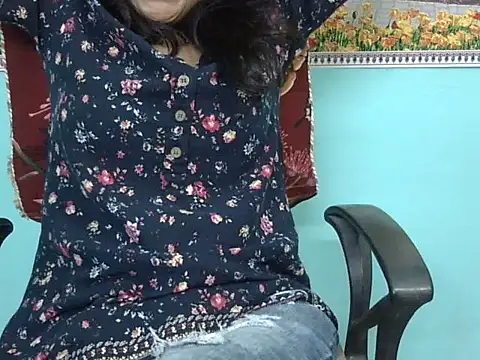 Lovely_bhabhi143 webcam