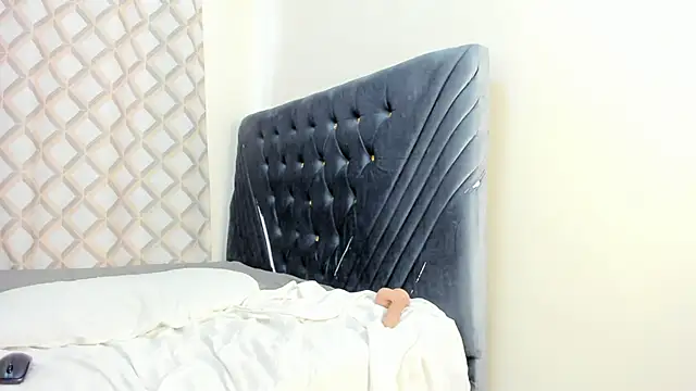 Pretty_Ebony_Doll webcam