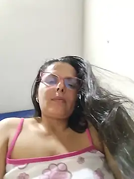 Bella_Morena27 webcam