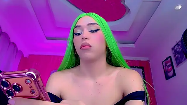 TiffanyMackensyy webcam